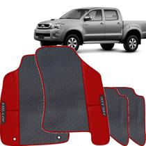 Lindo jogo tapete 4 peças carro automotivo na cor vermelho toyota hilux cabinde dubla 2005 a 2009 todos emborracahdo ec
