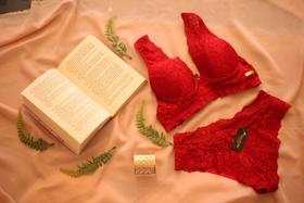 Lingerie Malu renda vermelha