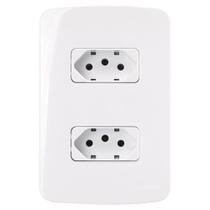 Linha B3 Conj 42 Tomada Dupla 2P+T 10A 250V Linha B3 Conj 42 Tomada Dupla 2P+T 10A 250V