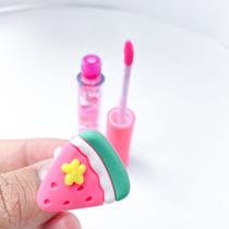 Lip gloss infantil com anelzinho de frutinha divertido