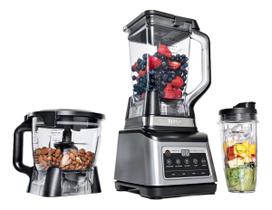 Liquidificador e Processador Ninja Kitchen System 1200W 3 em 1 Tritura Gelo Alta Potência Liquidificador e Processador Ninja Kitchen System 1200W 3 em 1 Tritura Gelo Alta Potência