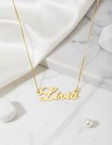 Lívia colar de nome folheado a ouro 18k Lívia colar de nome folheado a ouro 18k