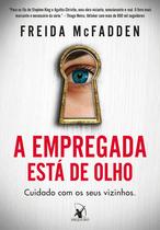 Livro - A empregada está de olho (A empregada – Livro 3)