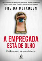 Livro - A empregada está de olho (A empregada – Livro 3)