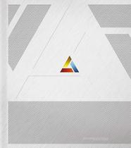 Livro - Assassin’s Creed Unity: Abstergo Entertainment – Dossiê do Funcionário Livro - Assassin’s Creed Unity: Abstergo Entertainment – Dossiê do Funcionário