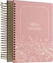 Livro - Bíblia NVI com Espaço para Anotações central, Capa dura rosa floral, Espiral, Leitura Perfeita Livro - Bíblia NVI com Espaço para Anotações central, Capa dura rosa floral, Espiral, Leitura Perfeita