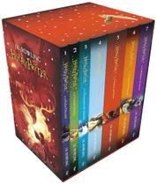 Livro - Box Harry Potter vermelho (edição “britânica”)
