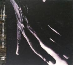 Livro/CD Milagre dos Peixes Milton Nascimento 50 anos Abril Livro/CD Milagre dos Peixes Milton Nascimento 50 anos Abril
