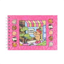 Livro de Colorir Caderno Bobbie Goods Capa Dura Holográfica 48 Páginas Folha de Acetato Inclusa Livro de Colorir Caderno Bobbie Goods Capa Dura Holográfica 48 Páginas Folha de Acetato Inclusa