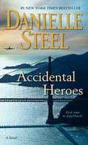 Livro DELL Accidental Heroes: um romance Livro DELL Accidental Heroes: um romance