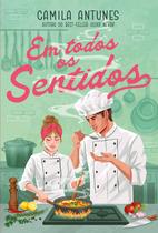 Livro - Em todos os sentidos – Uma comédia romântica da autora de “Deixa nevar” Livro - Em todos os sentidos – Uma comédia romântica da autora de “Deixa nevar”