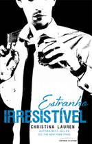 Livro - Estranho irresistível (Pocket) Livro - Estranho irresistível (Pocket)