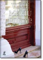 Livro Físico Você Me Viu Por Aí: A Busca da Identidade Depois do Câncer Cristiana A Castrucci Capa Dura - Prata