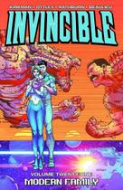 Livro Image Comics Invincible Volume 21 Família Moderna Livro Image Comics Invincible Volume 21 Família Moderna