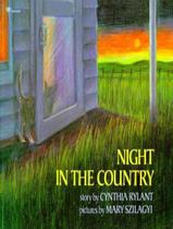 Livro - Night In The Country - SIMON & SCHUSTER