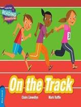 Livro - On The Track - CAMBRIDGE UNIVERSITY Livro - On The Track - CAMBRIDGE UNIVERSITY