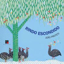 Livro - Rindo escondido