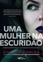 Livro - Uma mulher na escuridão