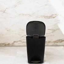 Lixeira 7,5L Cesto Pedal Lixo Banheiro Resistente Escritório Lixeira 7,5L Cesto Pedal Lixo Banheiro Resistente Escritório