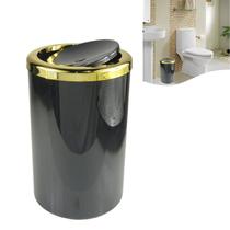Lixeira 8 Litros Basculante Redonda Cesto De Lixo De Cozinha Banheiro Preto Dourado - AMZ Lixeira 8 Litros Basculante Redonda Cesto De Lixo De Cozinha Banheiro Preto Dourado - AMZ