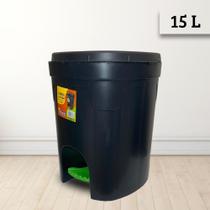 Lixeira com Pedal 15 litros Preta Plastica para Banheiro Sala Cozinha Quarto Escritório Loja Canto