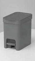 Lixeira com Pedal 6L Compacta Cozinha Banheiro