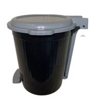 Lixeira com pedal 7 lts em Plástico