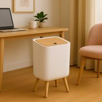 Lixeira Compacta para Espaços Luxuosos com Design Escandinavo Tampa de Plástico e Pés Perfeita