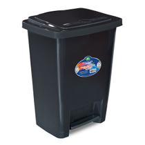 Lixeira de Plástico Multiuso C/ Pedal e tampa 35 lts Preto Lixeira de Plástico Multiuso C/ Pedal e tampa 35 lts Preto