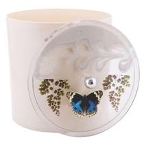 Lixeira Decorada Bege com Borboleta Azul Escuro Lixeira Decorada Bege com Borboleta Azul Escuro