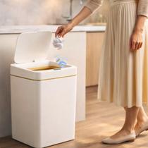 Lixeira Inteligente Com Sensor Automática Banheiro Branca com Dourado 18 litros Luxo Moderna