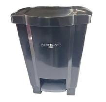 Lixeira Plástica com Pedal PERFECT 17L