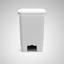 Lixeira retangular 100l c/ pedal branca larplasticos Lixeira retangular 100l c/ pedal branca larplasticos