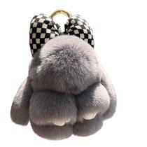 Llavero de Peluche Suave con Forma de Conejo Esponjoso