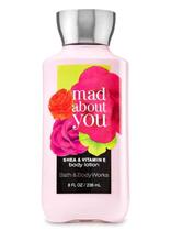 Loção corporal Bath & Body Works Mad About You 240 ml