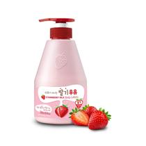 Loção Corporal WELCOS KWAILNARA Strawberry Milk 560g