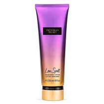 Loção Perfumada Victoria's Secret Love Spell - 236ml Loção Perfumada Victoria's Secret Love Spell - 236ml