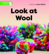 Look at wool - MACMILLAN DO BRASIL