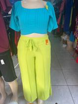 Look completo calça pantalona neon e Cropped azul -Tamanho M Look completo calça pantalona neon e Cropped azul -Tamanho M