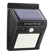 Luminaria 30 Leds Solar Externa Com Sensor Prova D'água