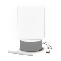 Luminária 3D com Ilusão Óptica USB Luz Amarela, Design Moderno, Efeito Visual Incrível e Baixo Consumo Luminária 3D com Ilusão Óptica USB Luz Amarela, Design Moderno, Efeito Visual Incrível e Baixo Consumo
