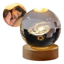 Luminária 3D Galáxia Planetária em Esfera de Cristal com Base de Madeira Universo Abajur LED USB