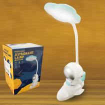 Luminaria Abajur Astronauta Foguete Led Ambientes USB Quarto Escritório Menina Bebe Porta Canetas