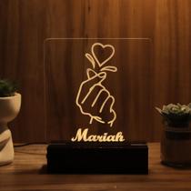 Luminária Abajur Coração Kpop s LED Amarelo Luminária Abajur Coração Kpop s LED Amarelo