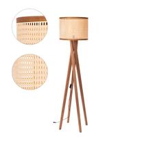 Luminária Abajur Cúpula Palha Indiana Pés Madeira Linha Alta