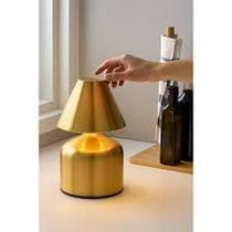 Luminária Abajur Estudo Leitura Luz Criança Dormir Lanterna Dourada Luminária Abajur Estudo Leitura Luz Criança Dormir Lanterna Dourada