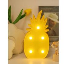 Luminária Amarela Formato Abacaxi Decorativa 5 Lampadas 25cm