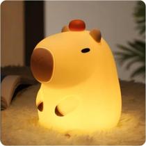 Luminária Capivara LED com Timer Toque para Mudar Cor, Recarregável USB, Silicone Macio Luminária Capivara LED com Timer Toque para Mudar Cor, Recarregável USB, Silicone Macio