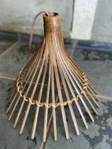 luminária de bambu artesanal