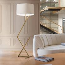 Luminária De Chão Abajur De Piso Com Pés De Ferro E Cupula Bali